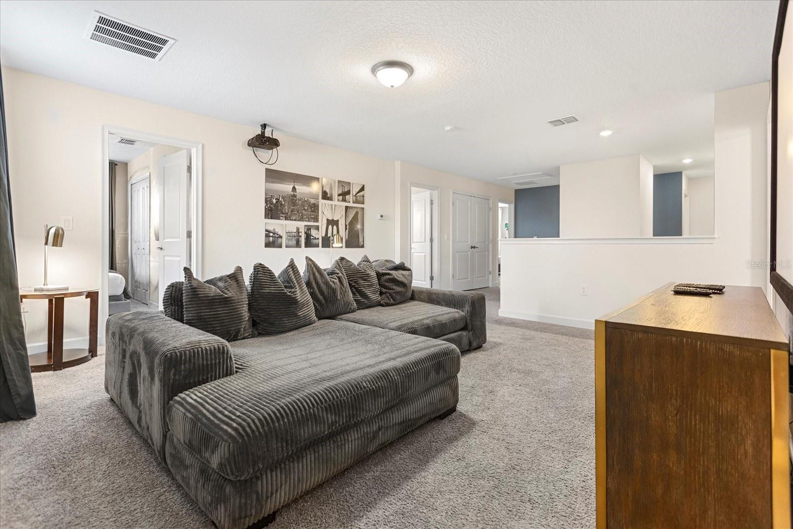 9028 STINGER DR, CHAMPIONS GATE, FL, 33896