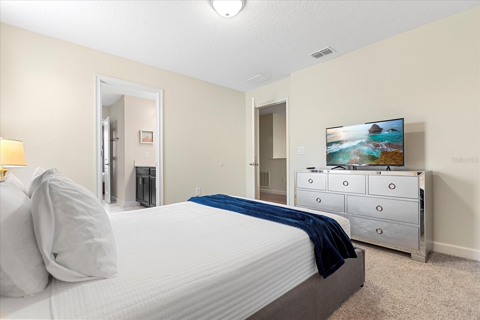 9028 STINGER DR, CHAMPIONS GATE, FL, 33896
