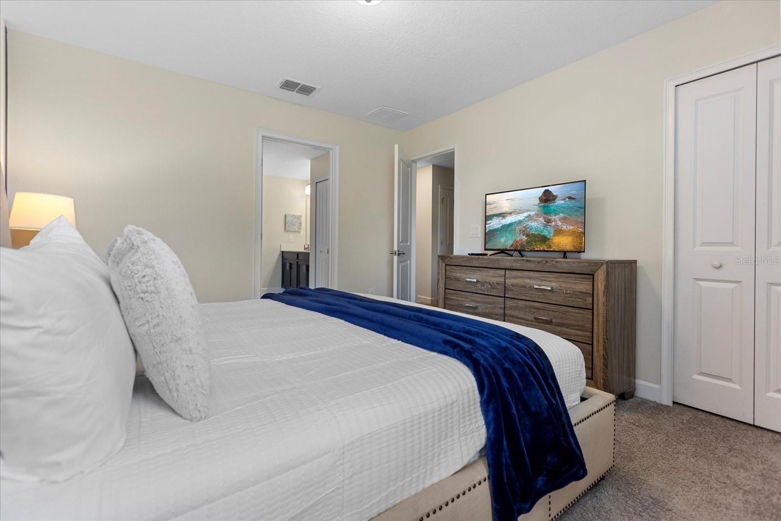 9028 STINGER DR, CHAMPIONS GATE, FL, 33896