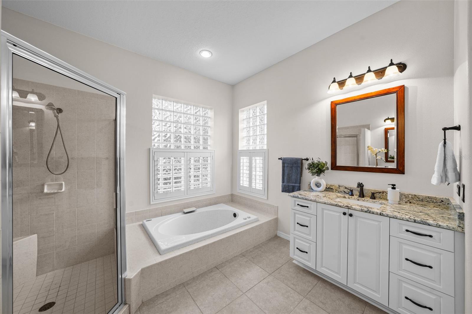 11815 MARBLEHEAD DR, TAMPA, FL, 33626