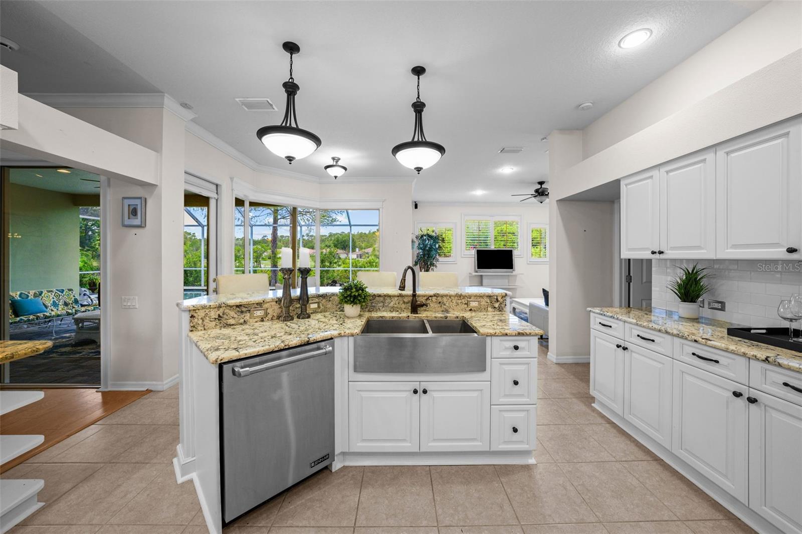 11815 MARBLEHEAD DR, TAMPA, FL, 33626