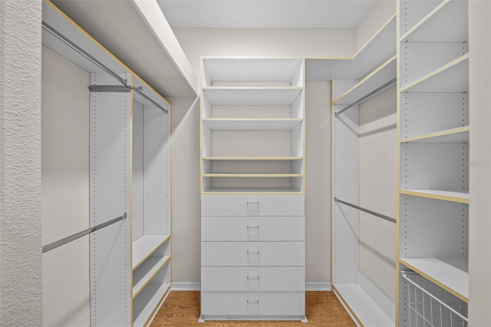 11815 MARBLEHEAD DR, TAMPA, FL, 33626