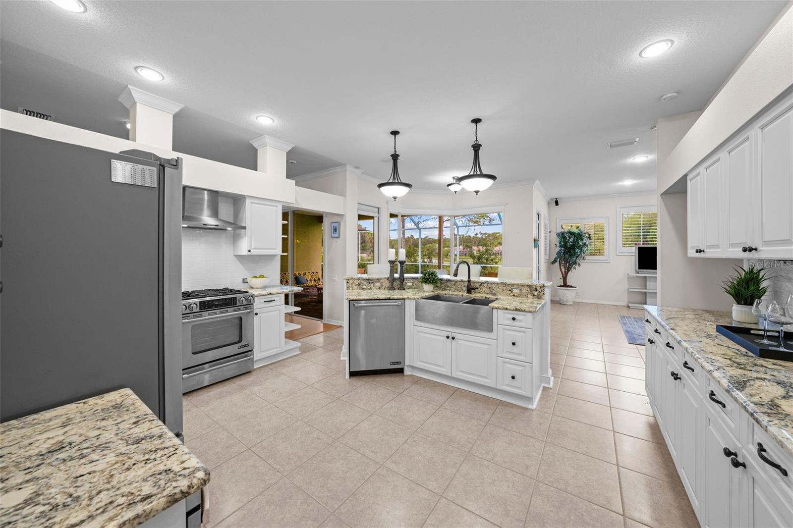 11815 MARBLEHEAD DR, TAMPA, FL, 33626