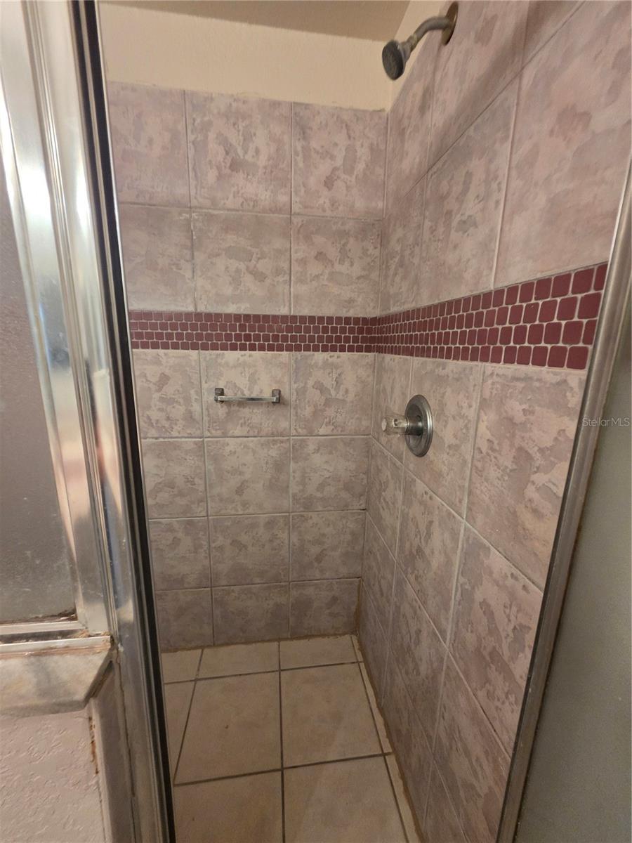 5024 SUNRIDGE PALMS DR #101, TAMPA, FL, 33617