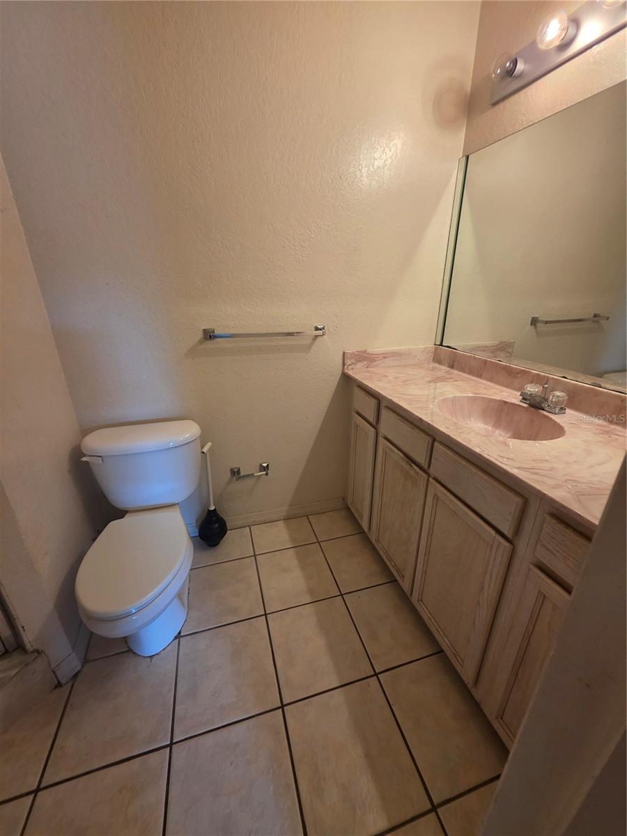 5024 SUNRIDGE PALMS DR #101, TAMPA, FL, 33617
