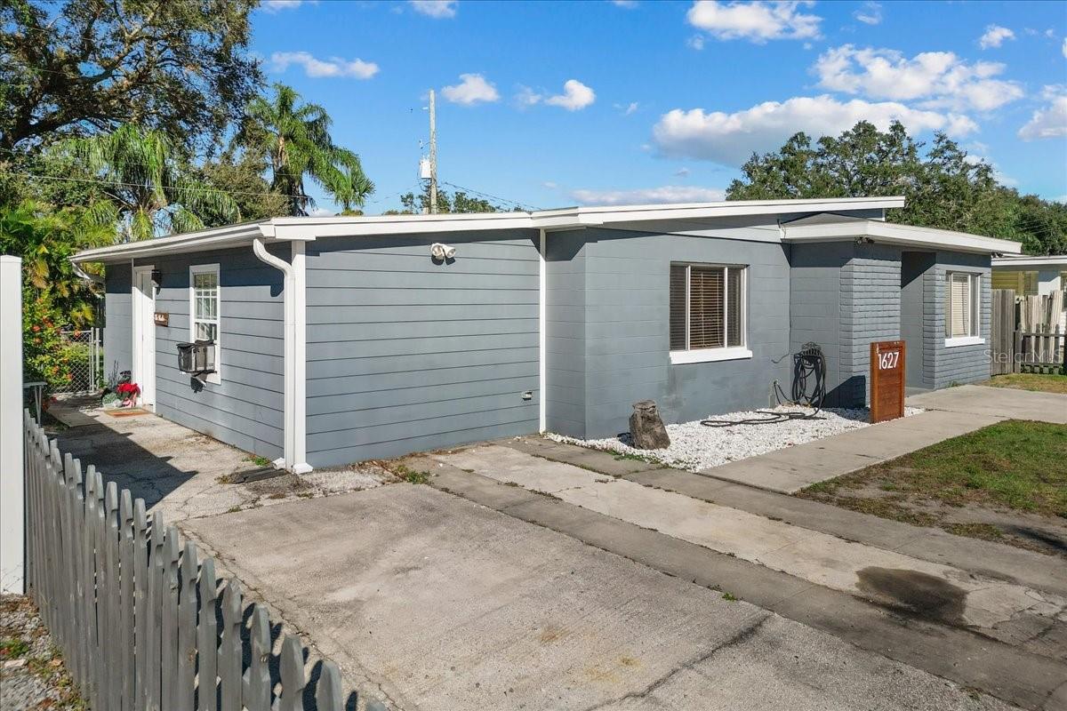 1627 TRIANGLE AVE, ORLANDO, FL, 32806