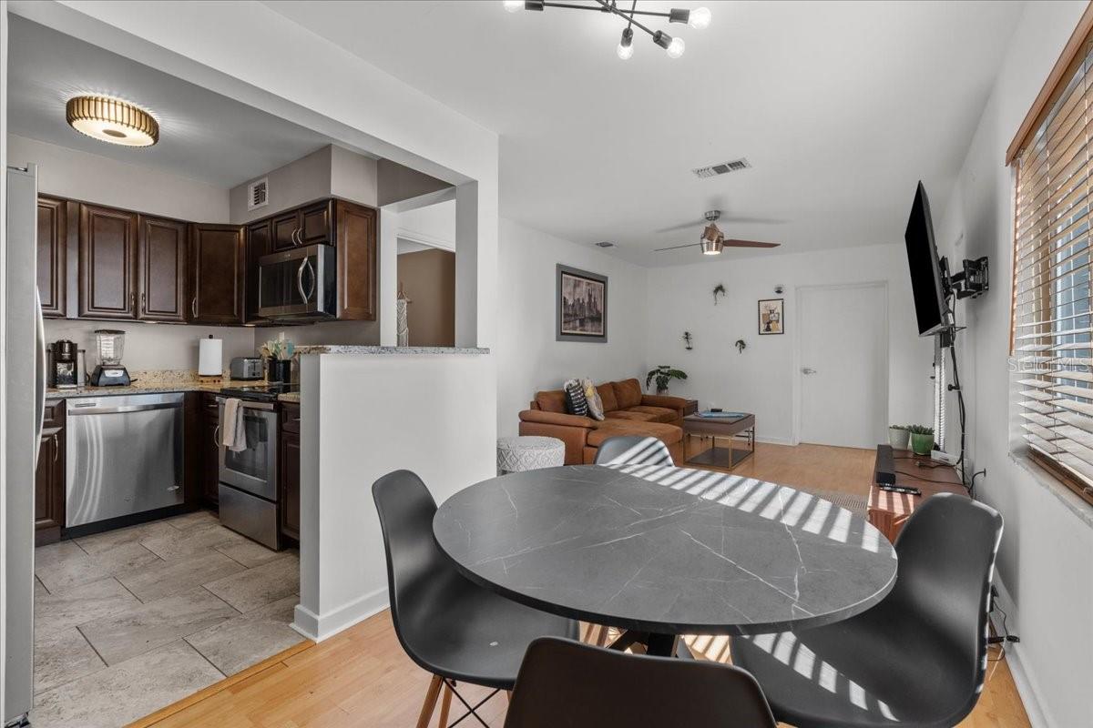 1627 TRIANGLE AVE, ORLANDO, FL, 32806