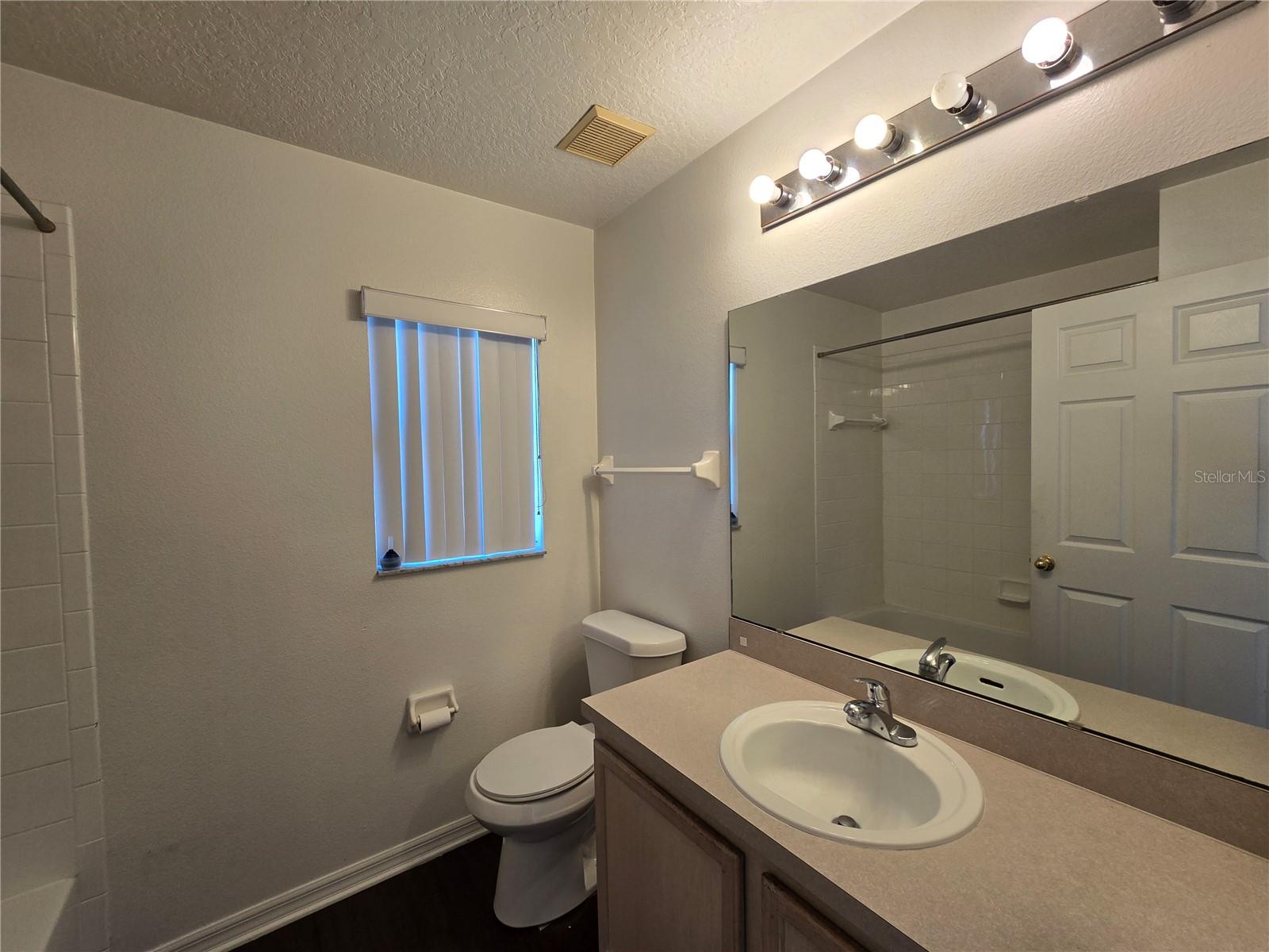 252 SADDLE RIDGE DR, DAVENPORT, FL, 33896