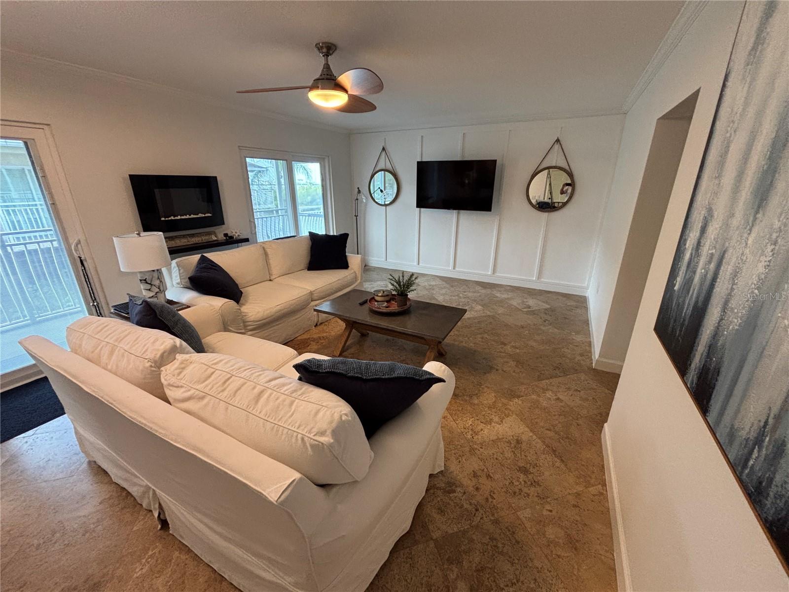 8823 BAY POINTE DR #205, TAMPA, FL, 33615