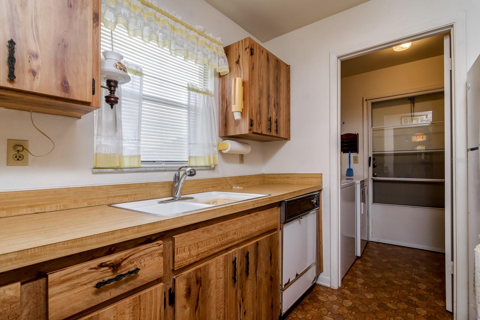9170 DUPONT AVE, SPRING HILL, FL, 34608