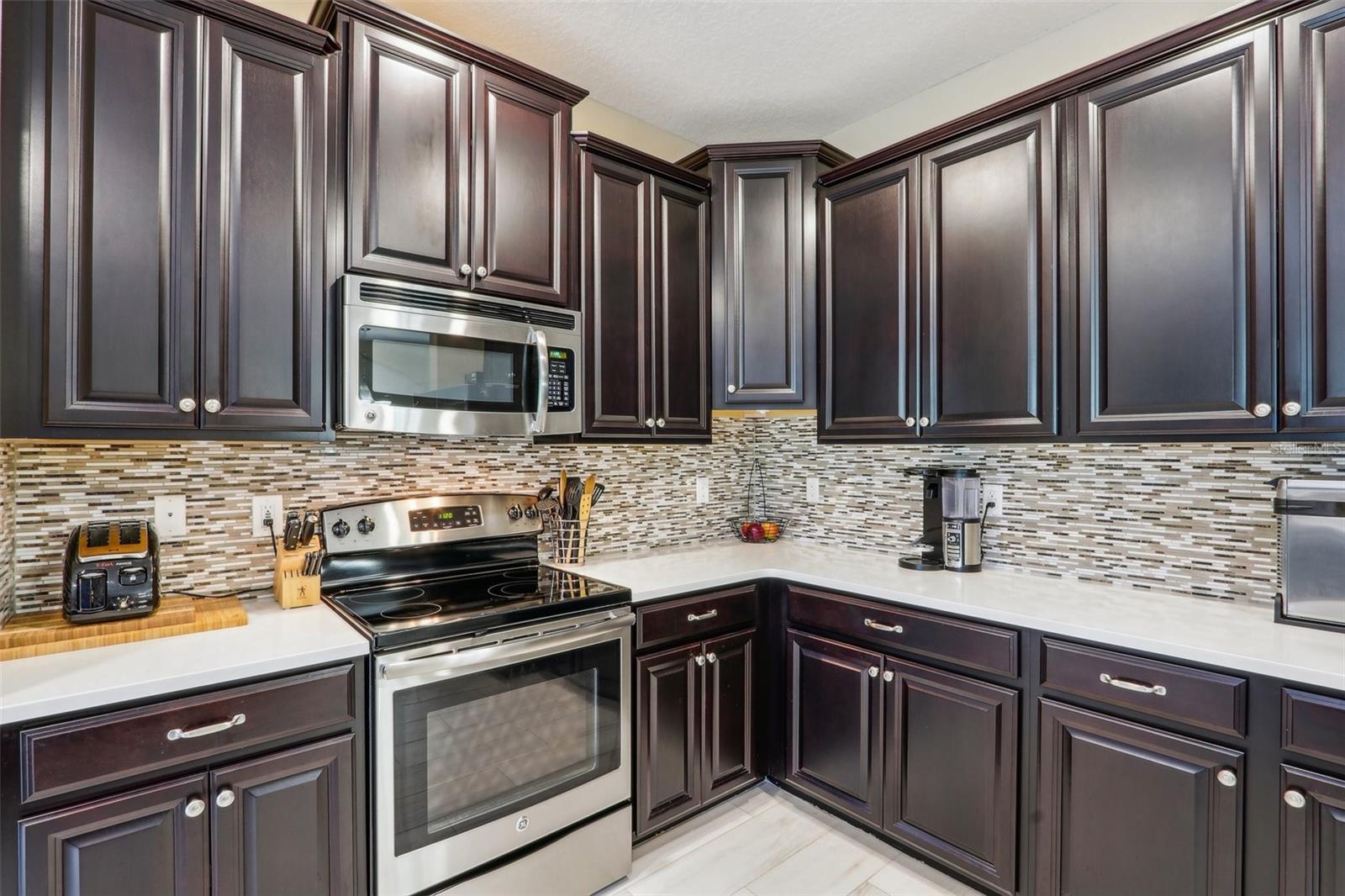 1304 SEA PINES WAY, DAVENPORT, FL, 33896