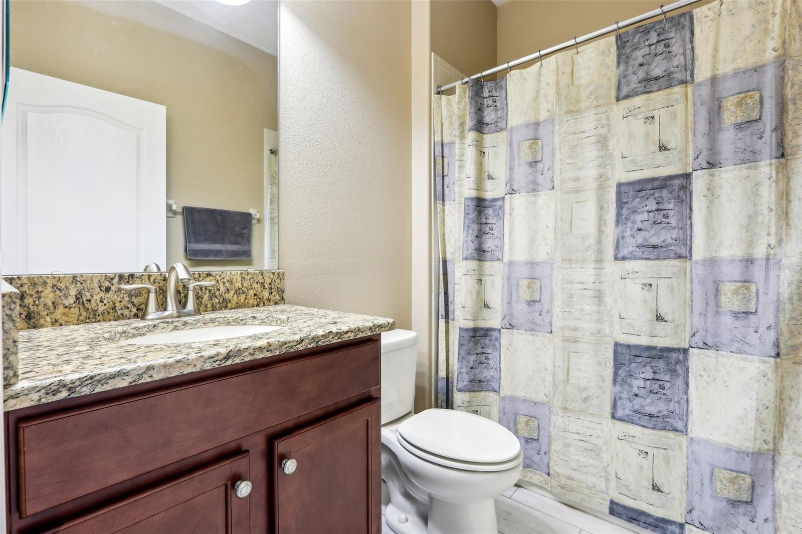 1304 SEA PINES WAY, DAVENPORT, FL, 33896