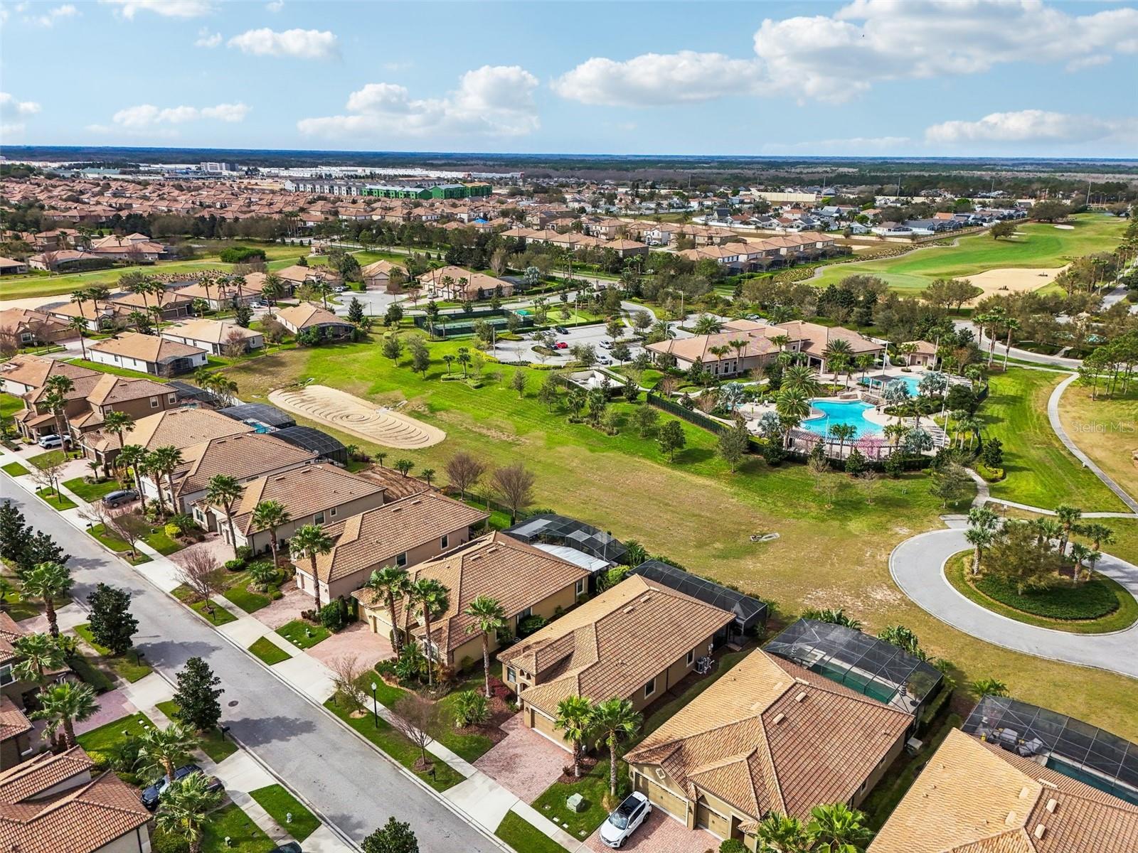 1304 SEA PINES WAY, DAVENPORT, FL, 33896