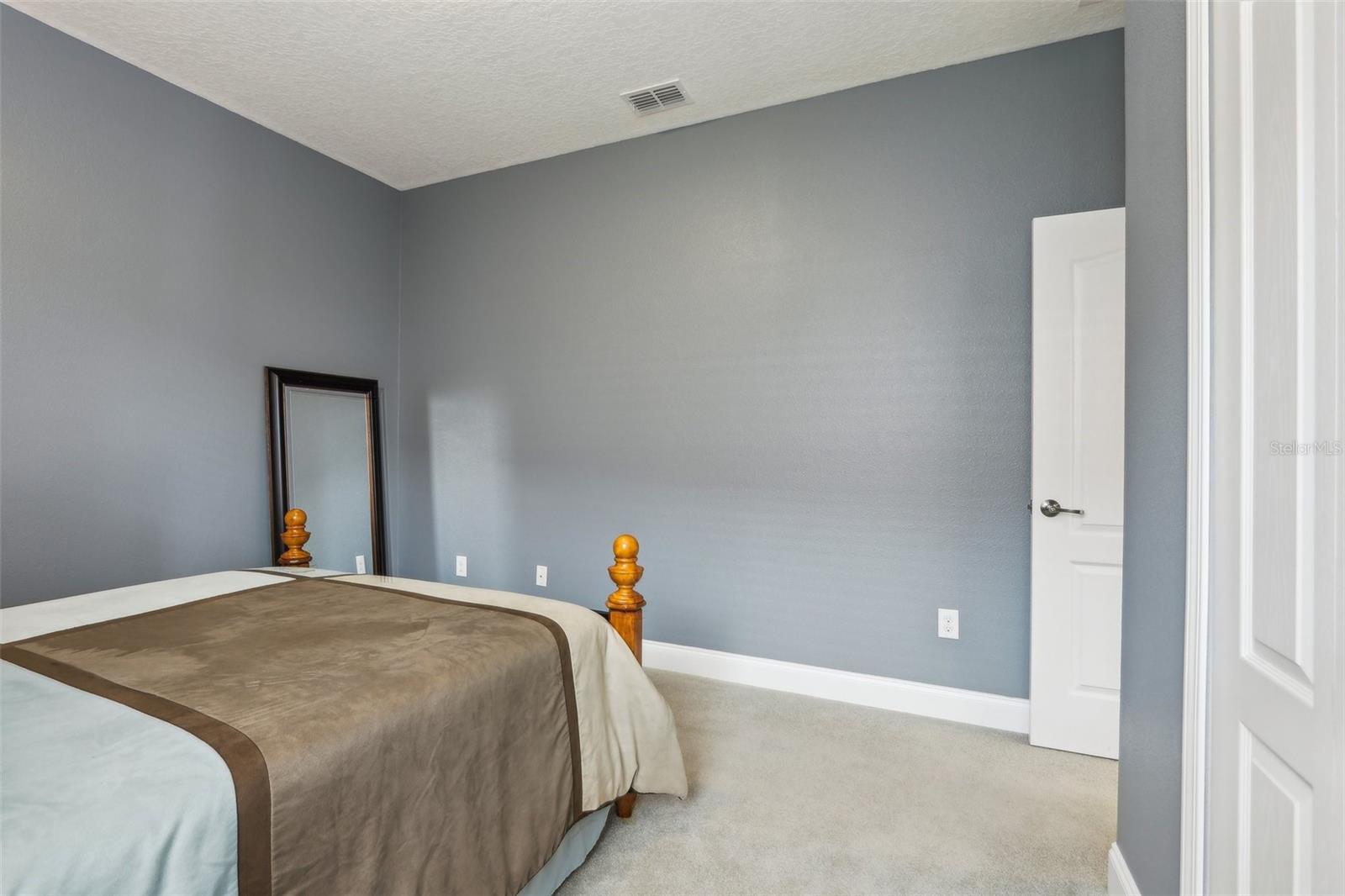 1304 SEA PINES WAY, DAVENPORT, FL, 33896