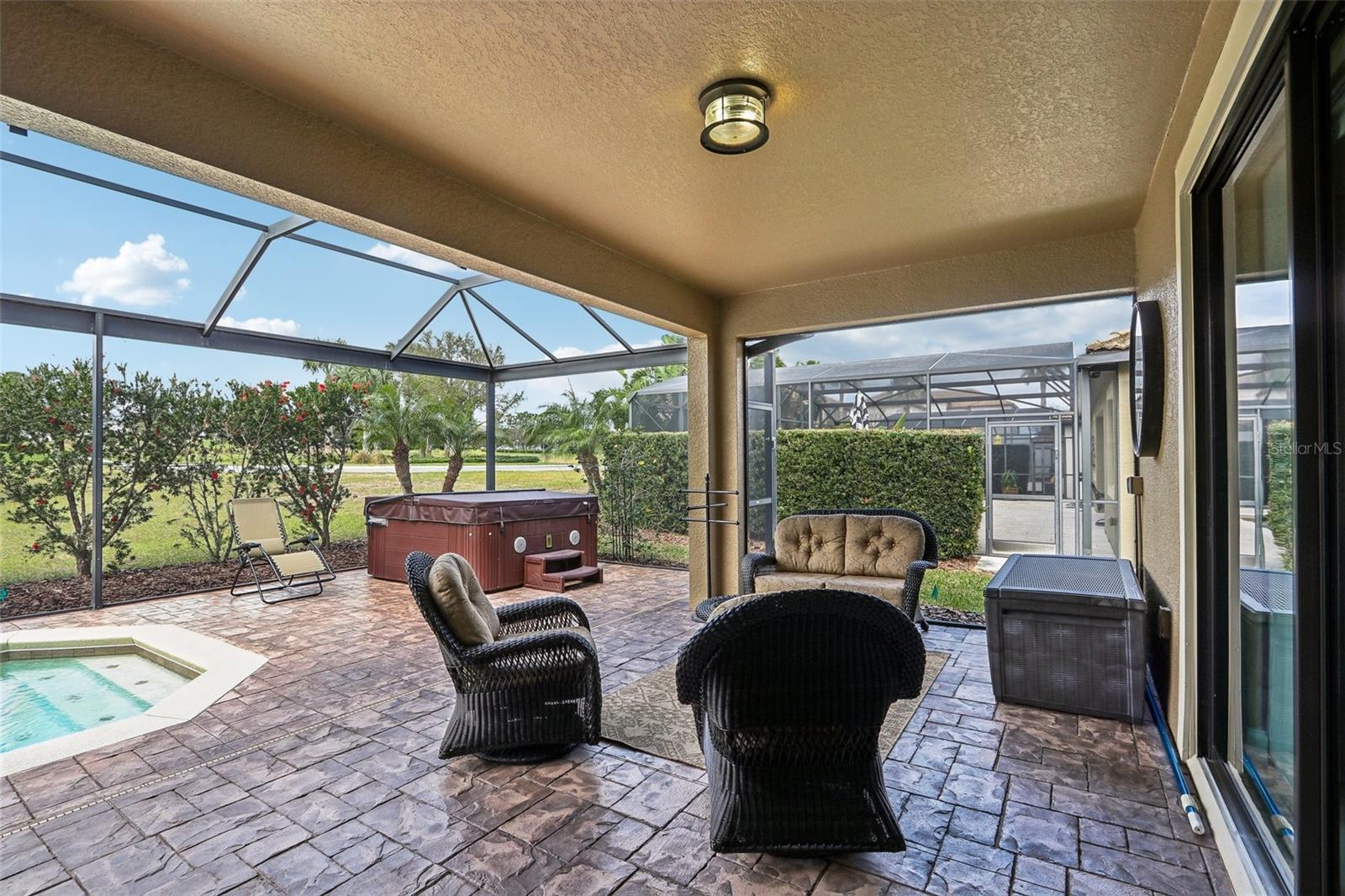 1304 SEA PINES WAY, DAVENPORT, FL, 33896