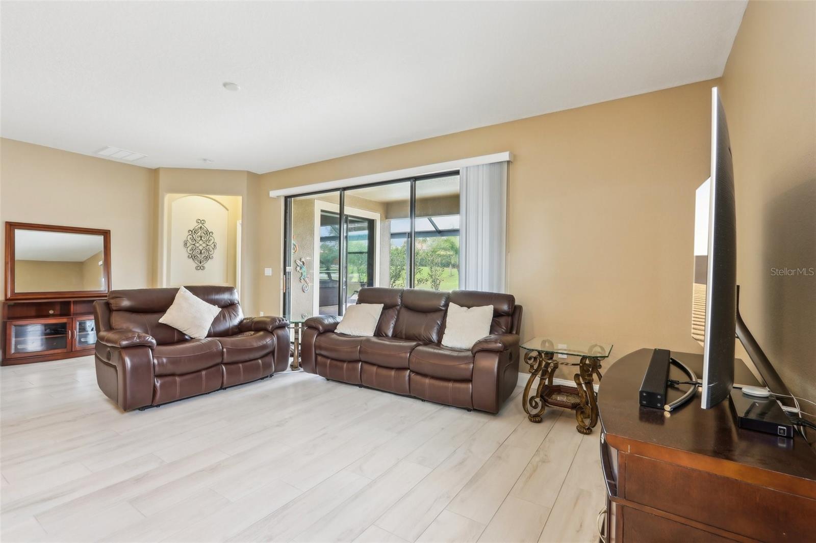 1304 SEA PINES WAY, DAVENPORT, FL, 33896