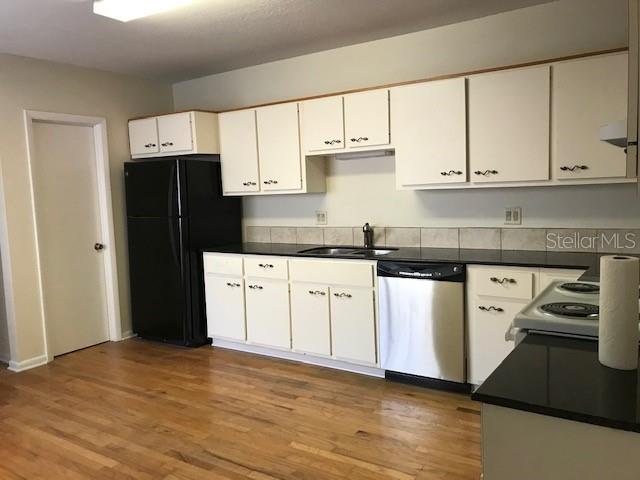 1916 SE CLATTERBRIDGE RD, OCALA, FL, 34471