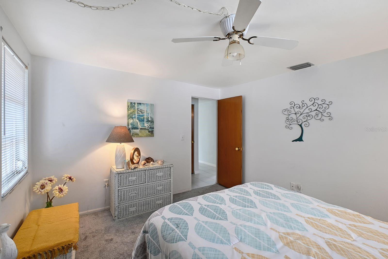2406 BREAKWATER CIR, SARASOTA, FL, 34231