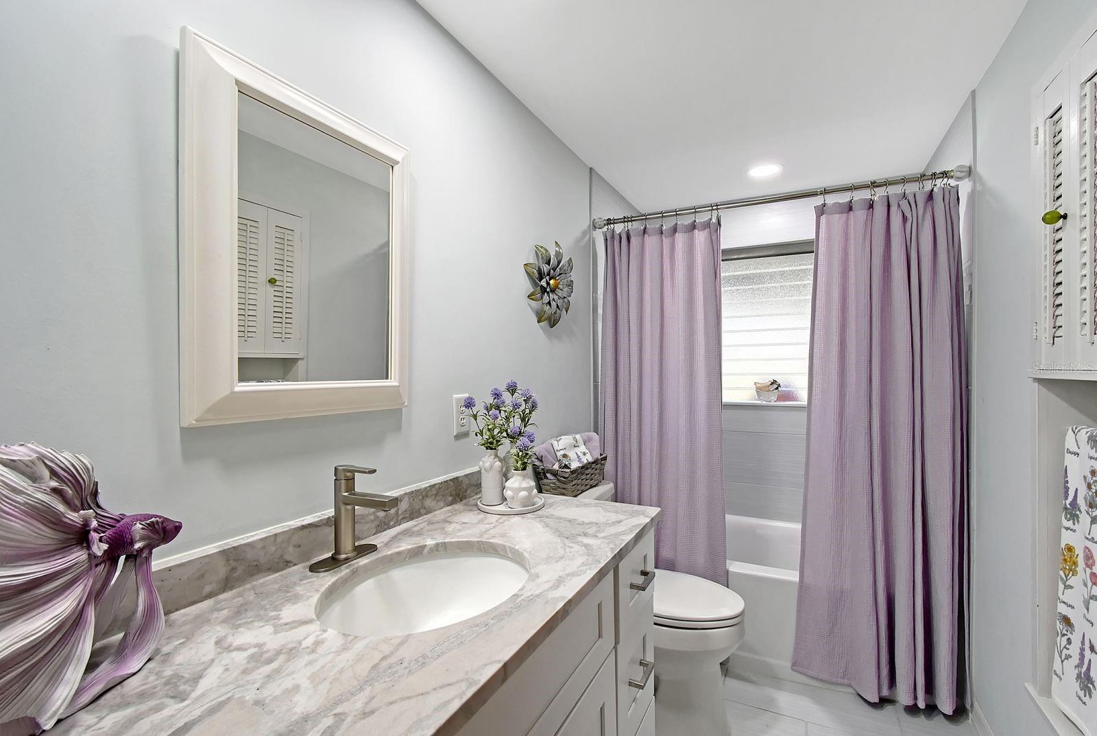 2406 BREAKWATER CIR, SARASOTA, FL, 34231