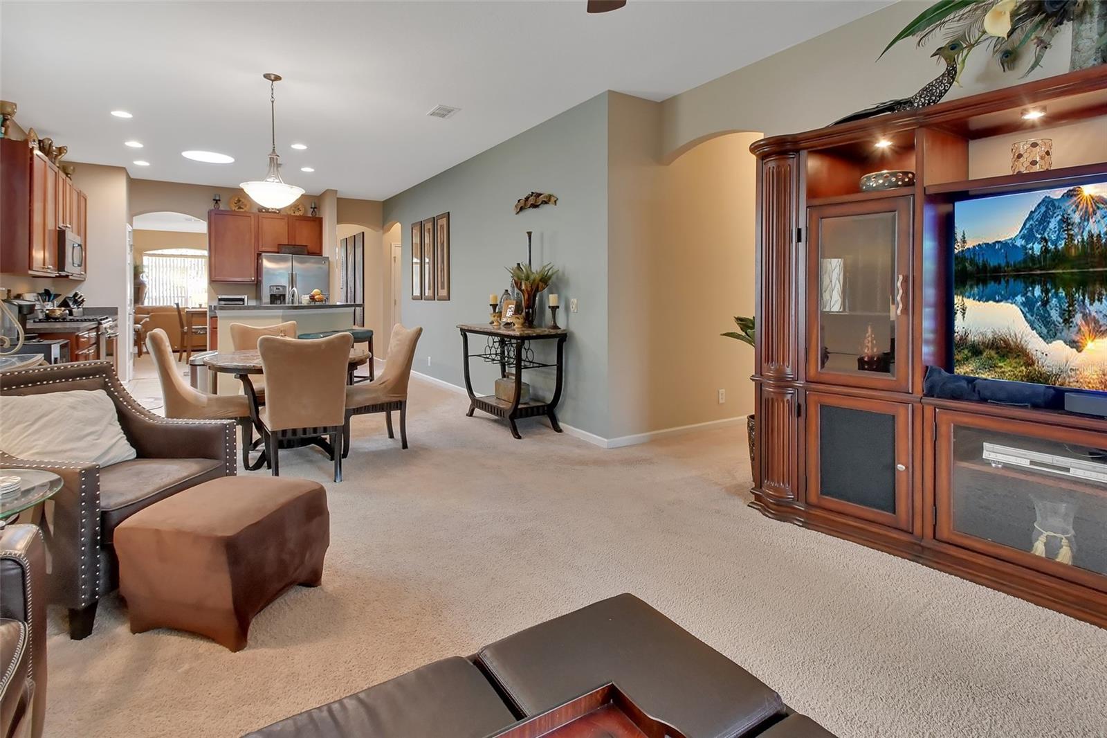208 WELLISFORD WAY, DELAND, FL, 32724