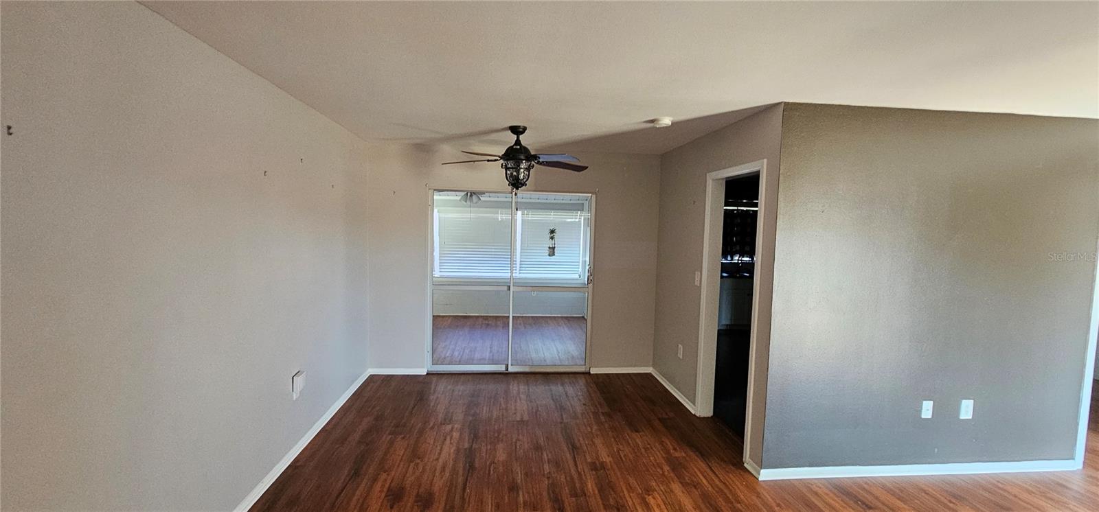 1507 N LAKE DR, SUN CITY CENTER, FL, 33573