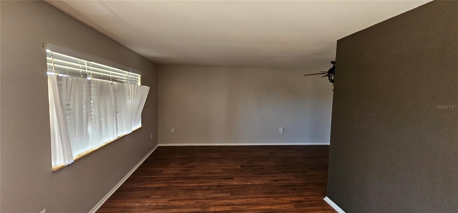 1507 N LAKE DR, SUN CITY CENTER, FL, 33573
