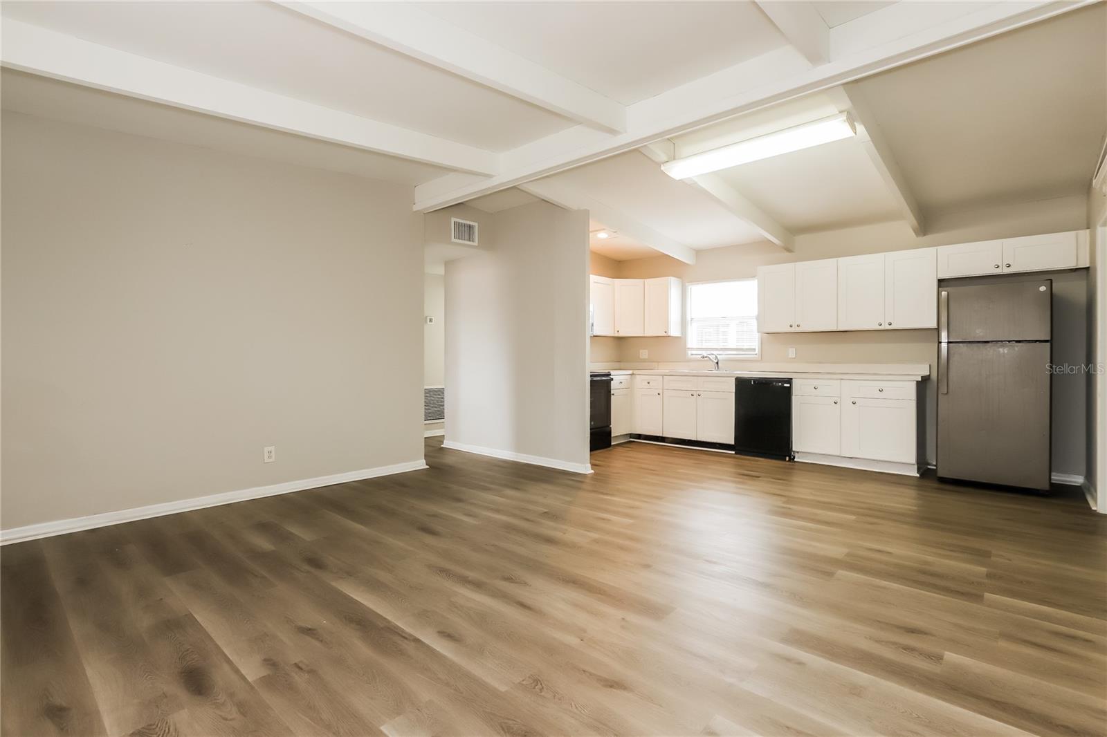1603 CARNEGIE CIR, TAMPA, FL, 33619