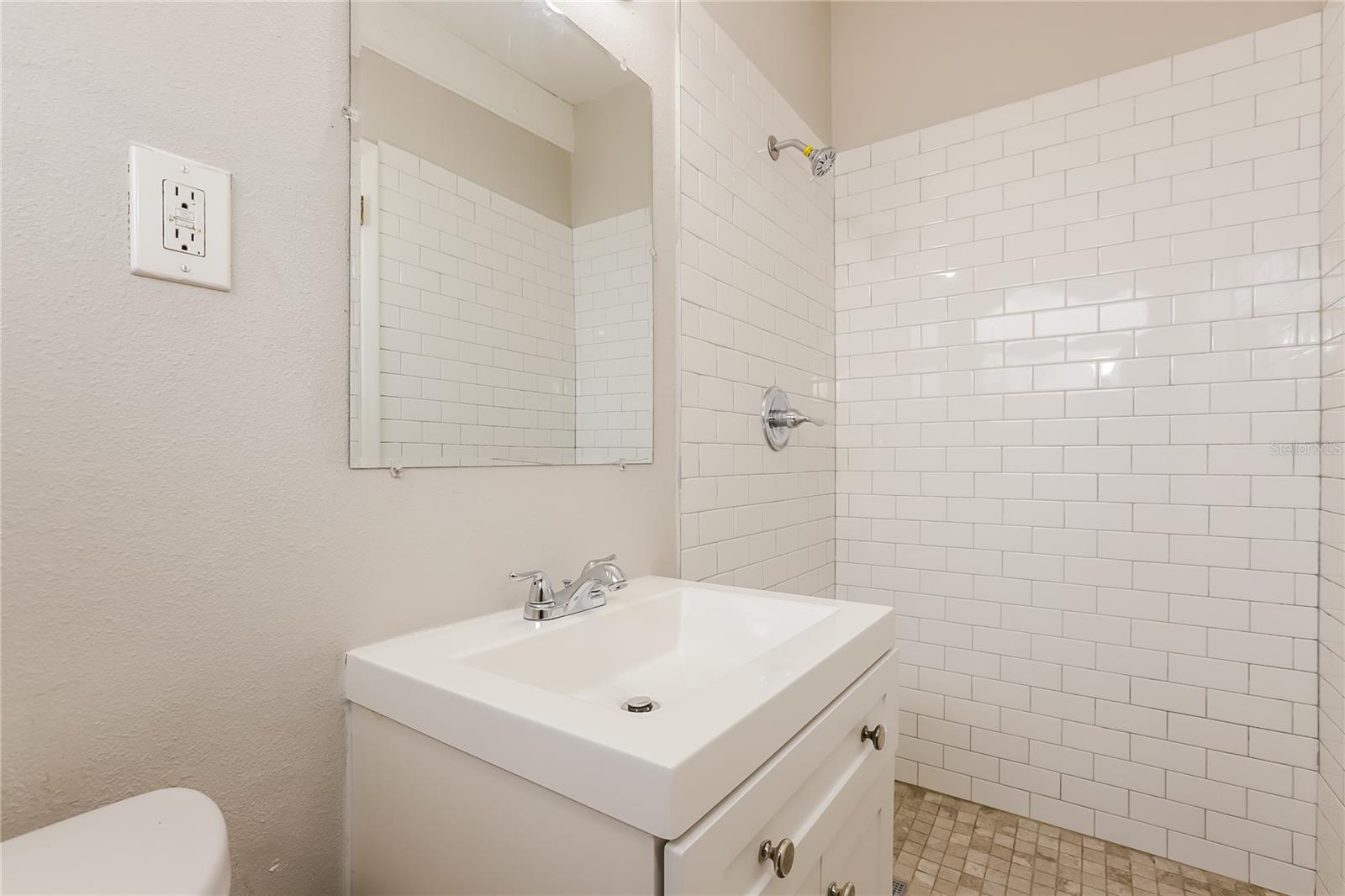 1603 CARNEGIE CIR, TAMPA, FL, 33619