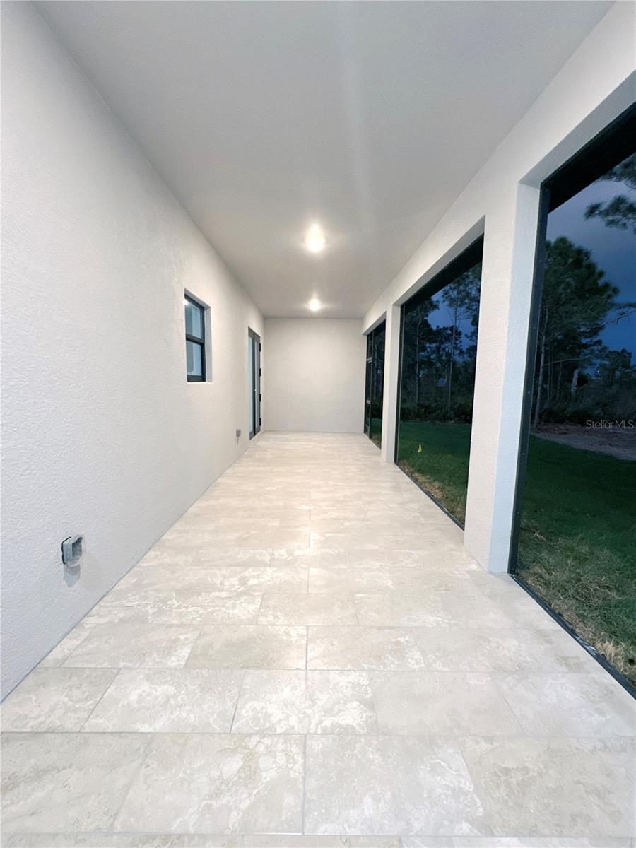 316 MOORE AVE, LEHIGH ACRES, FL, 33936