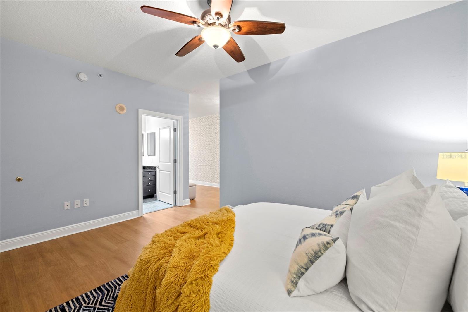628 CLEVELAND ST #905, CLEARWATER, FL, 33755