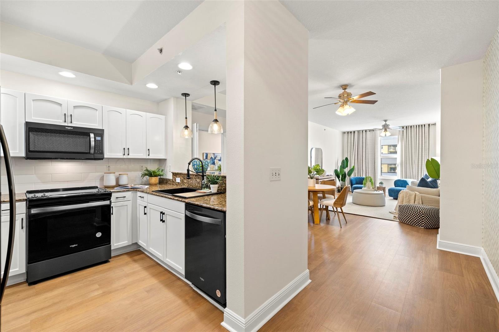 628 CLEVELAND ST #905, CLEARWATER, FL, 33755