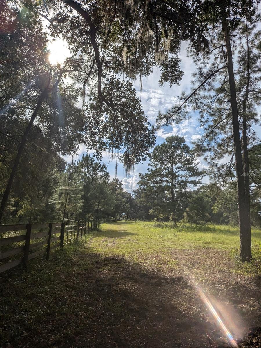 4052 SE OCTOBER RD, LAKE CITY, FL, 32025
