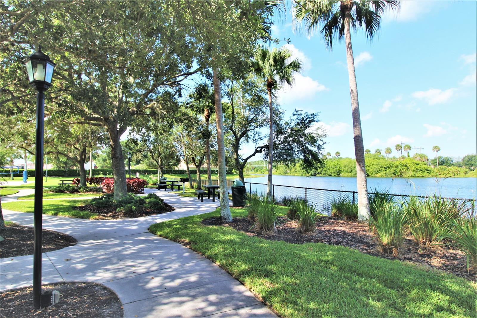 915 FAIRWAYCOVE LN #202, BRADENTON, FL, 34212