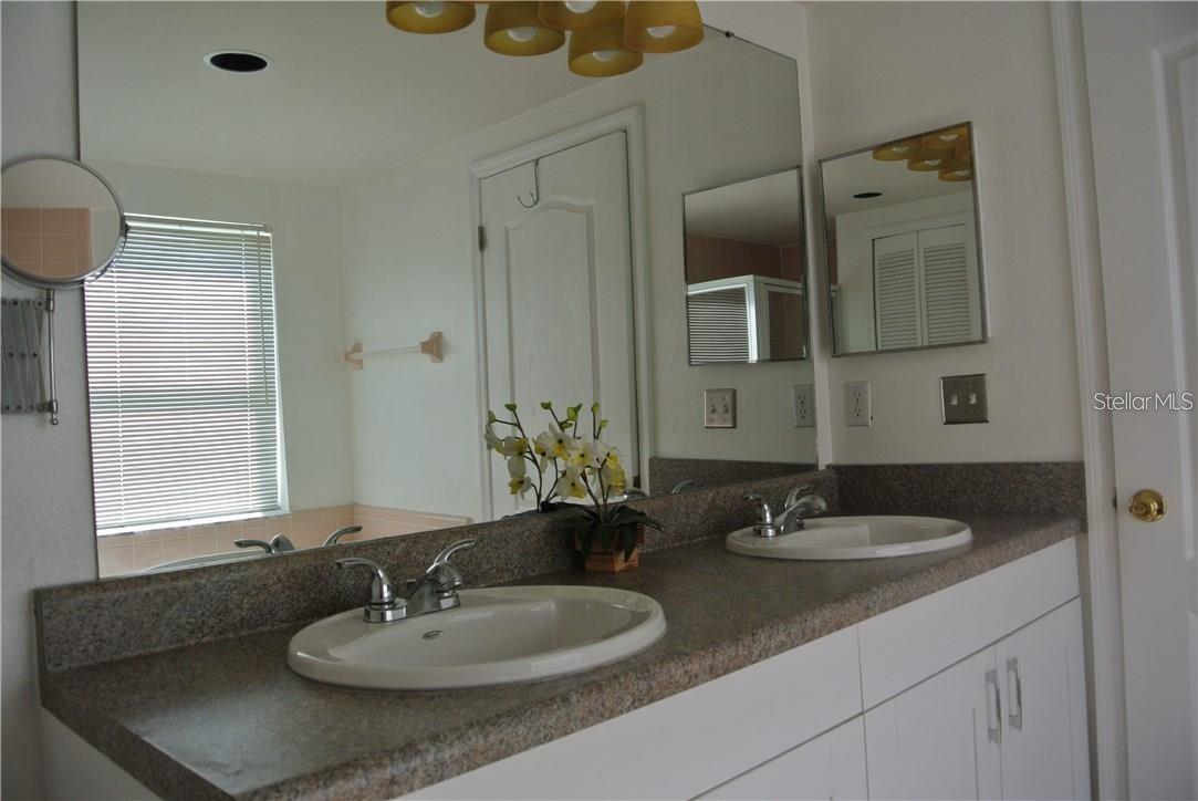 2989 VISCOUNT CIR, KISSIMMEE, FL, 34747