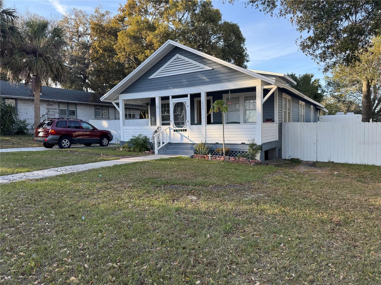 1404 HIGH ST, LEESBURG, FL, 34748