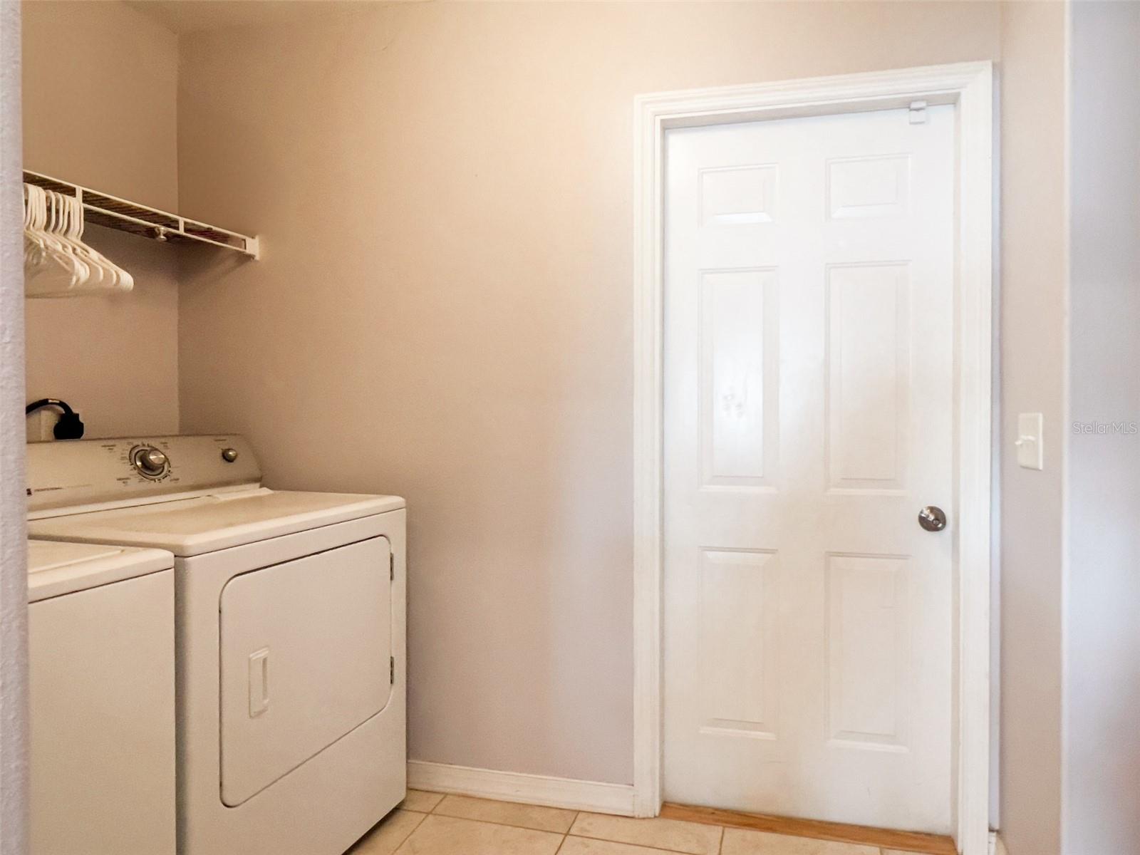 108 VILLAGE DR, WELAKA, FL, 32193