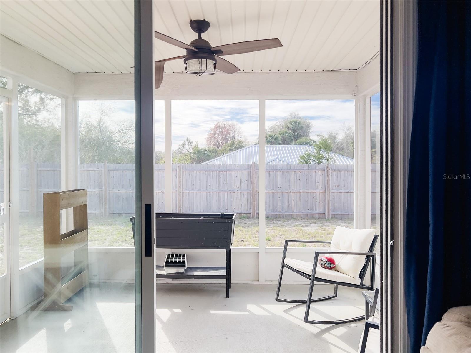 108 VILLAGE DR, WELAKA, FL, 32193