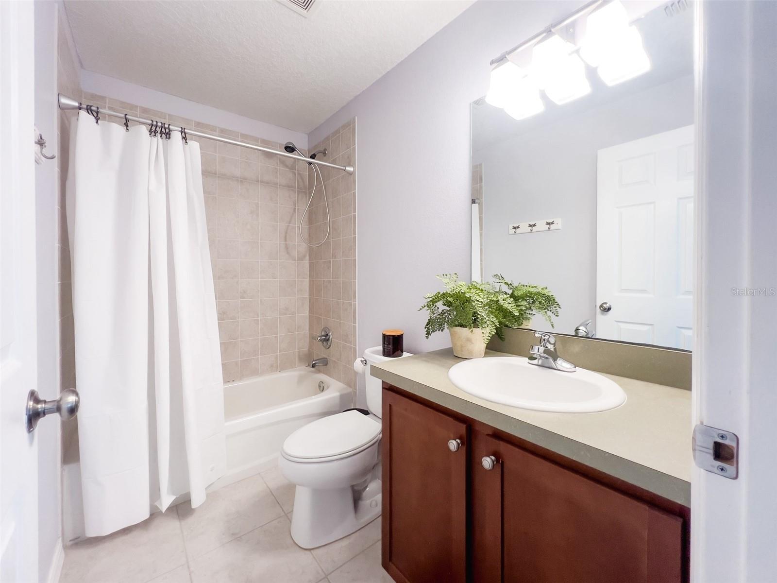108 VILLAGE DR, WELAKA, FL, 32193