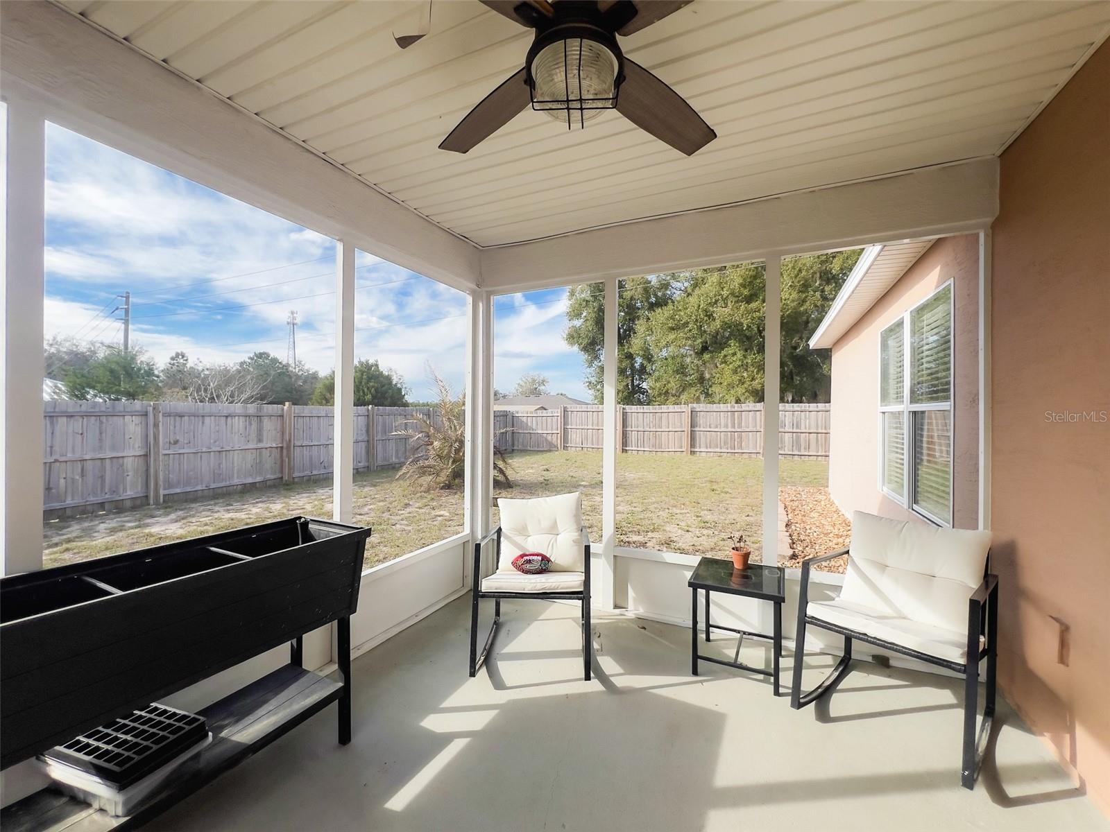 108 VILLAGE DR, WELAKA, FL, 32193