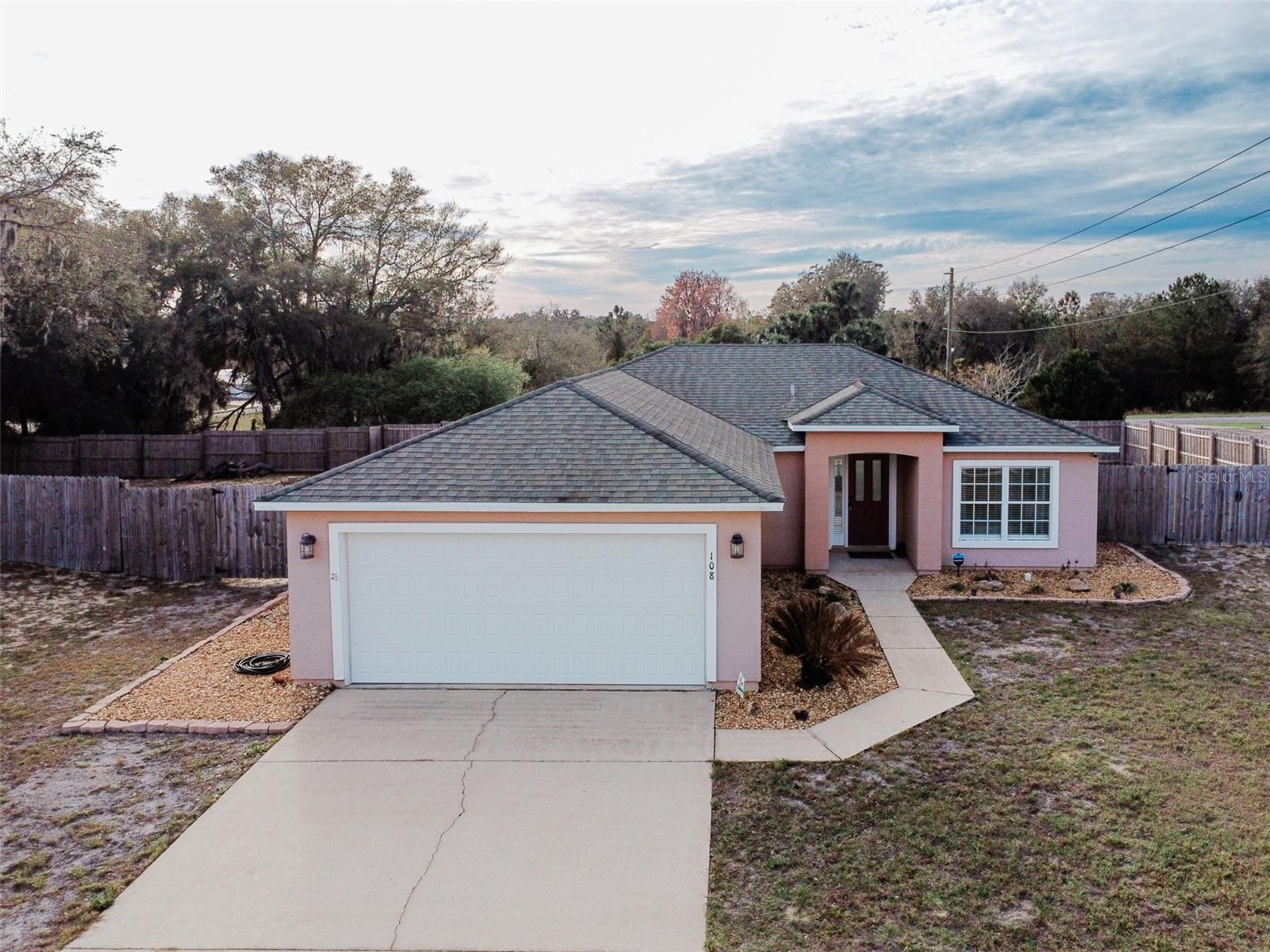 108 VILLAGE DR, WELAKA, FL, 32193
