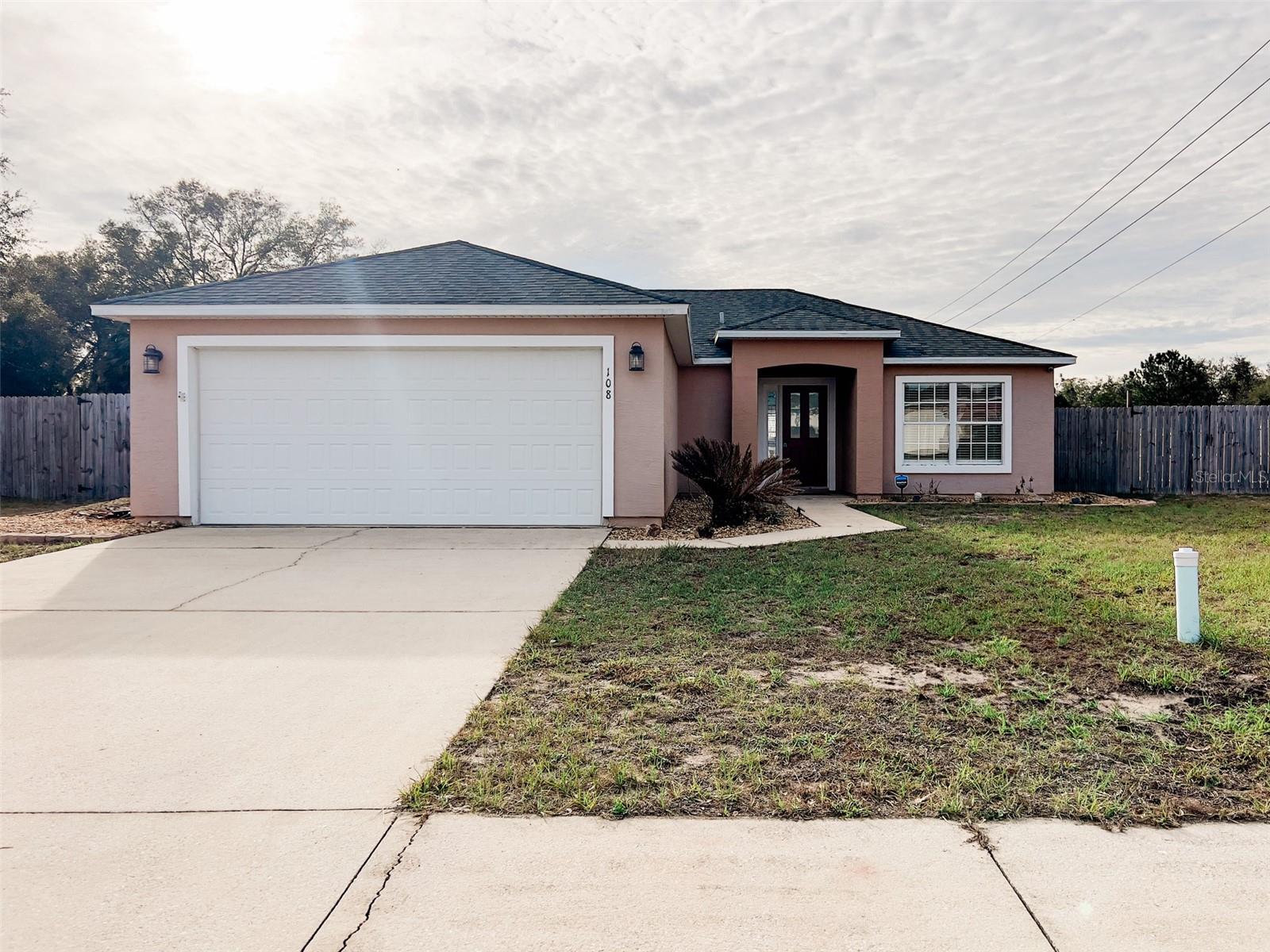 108 VILLAGE DR, WELAKA, FL, 32193