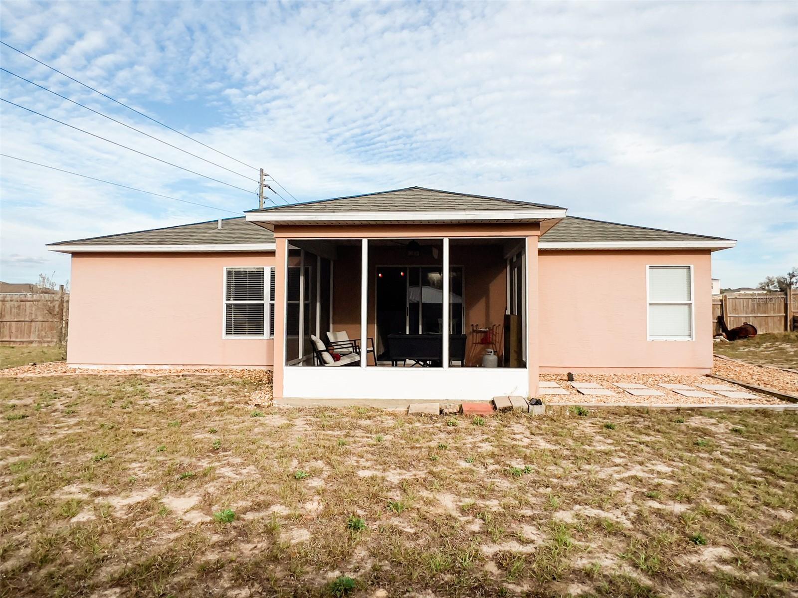 108 VILLAGE DR, WELAKA, FL, 32193