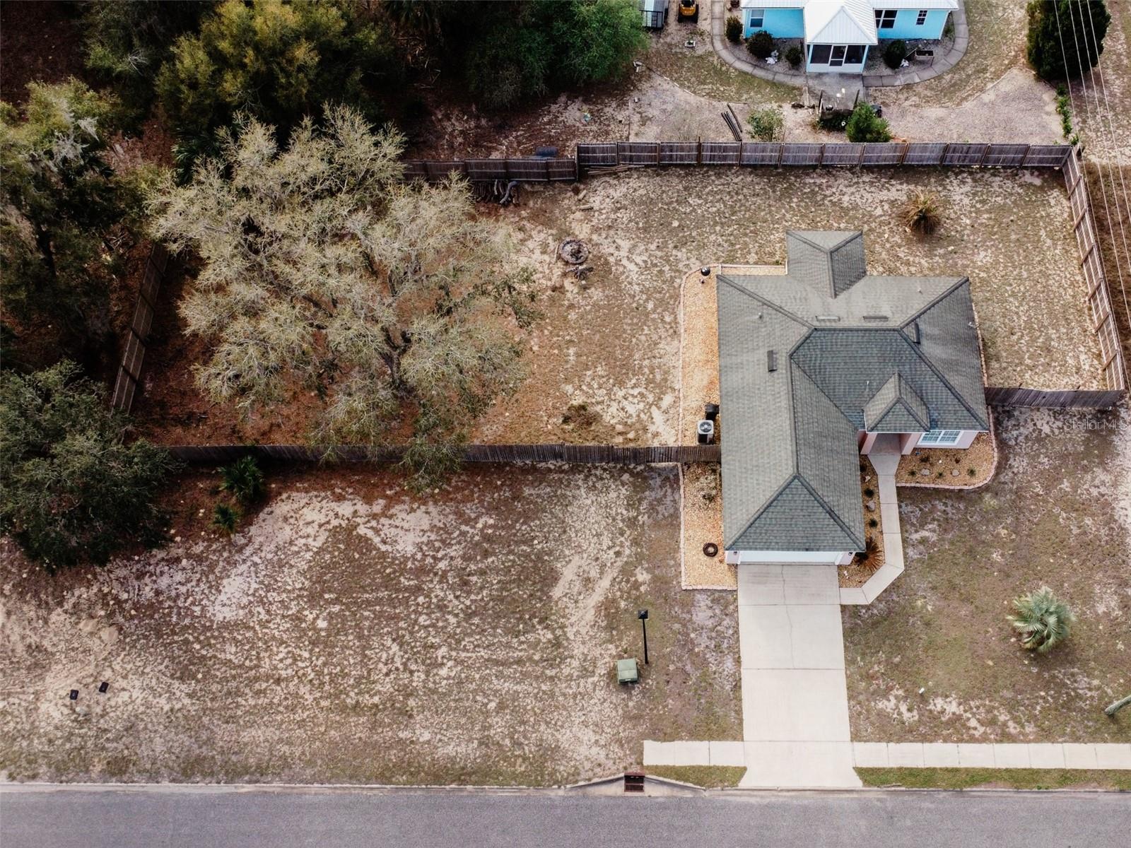 108 VILLAGE DR, WELAKA, FL, 32193
