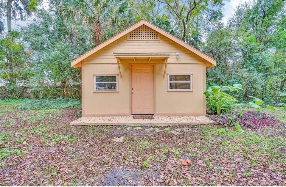 236 E VOORHIS AVE, DELAND, FL, 32724
