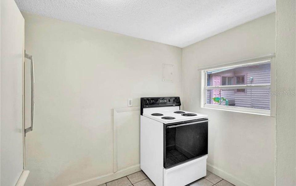 236 E VOORHIS AVE, DELAND, FL, 32724