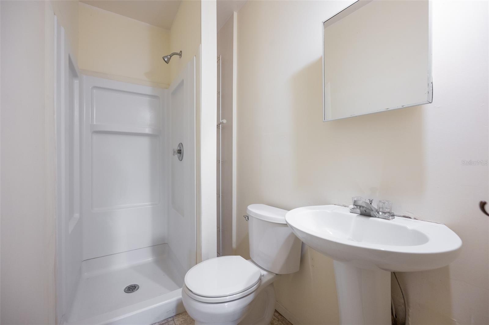 236 E VOORHIS AVE, DELAND, FL, 32724