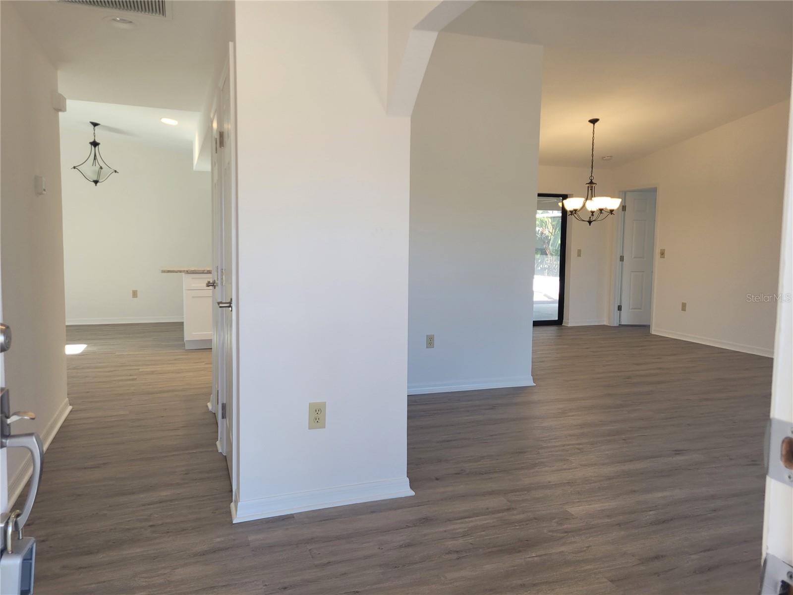 1700 BLUE LAKE CIR, PUNTA GORDA, FL, 33983