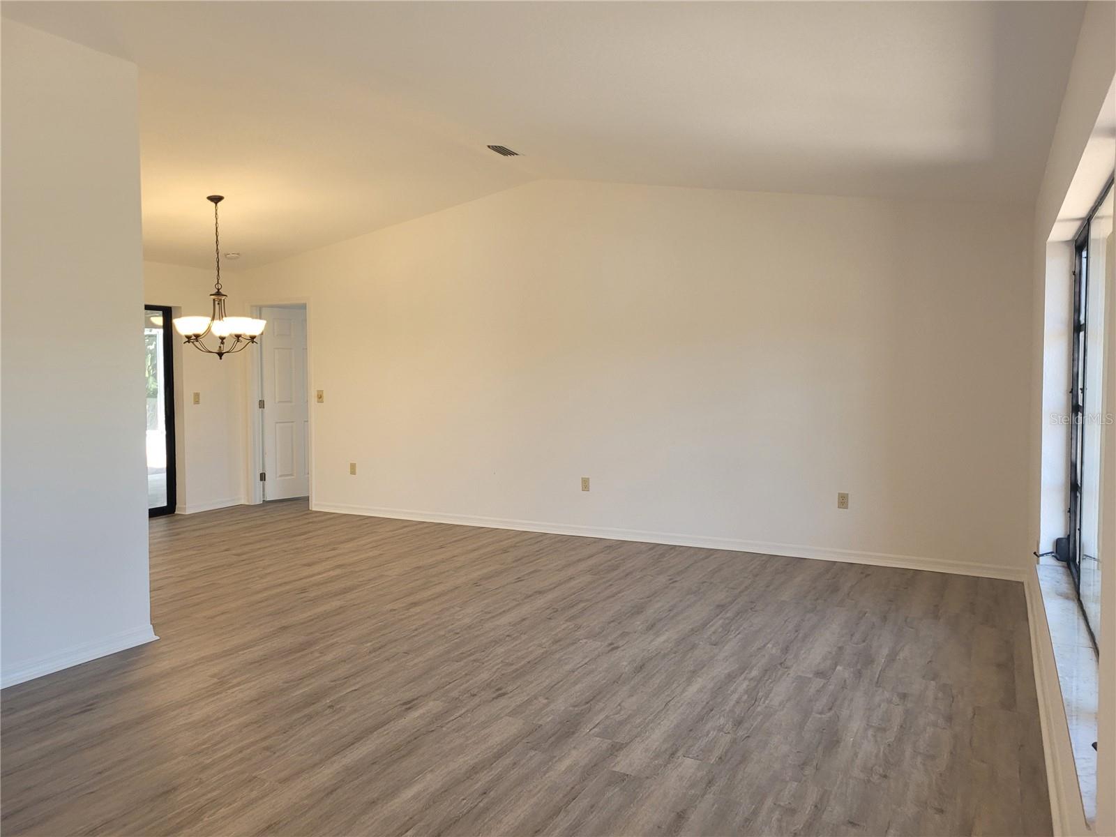 1700 BLUE LAKE CIR, PUNTA GORDA, FL, 33983