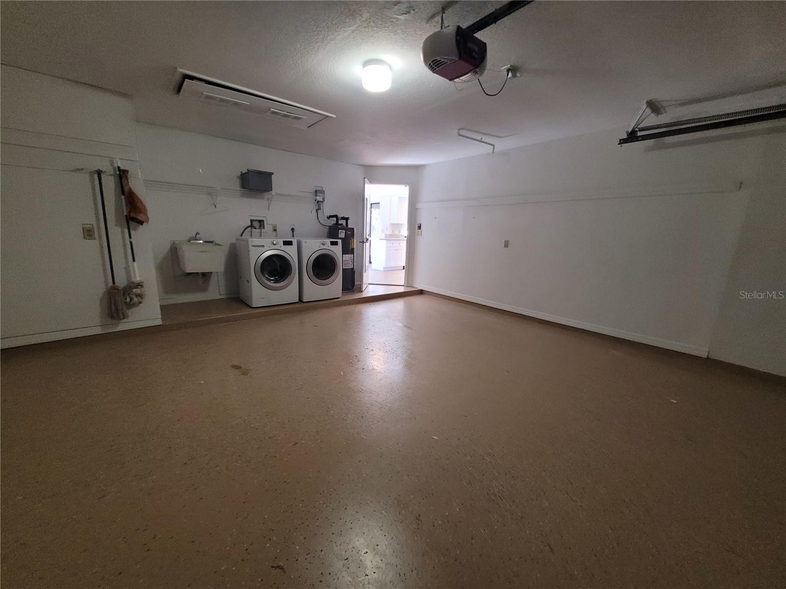 1700 BLUE LAKE CIR, PUNTA GORDA, FL, 33983