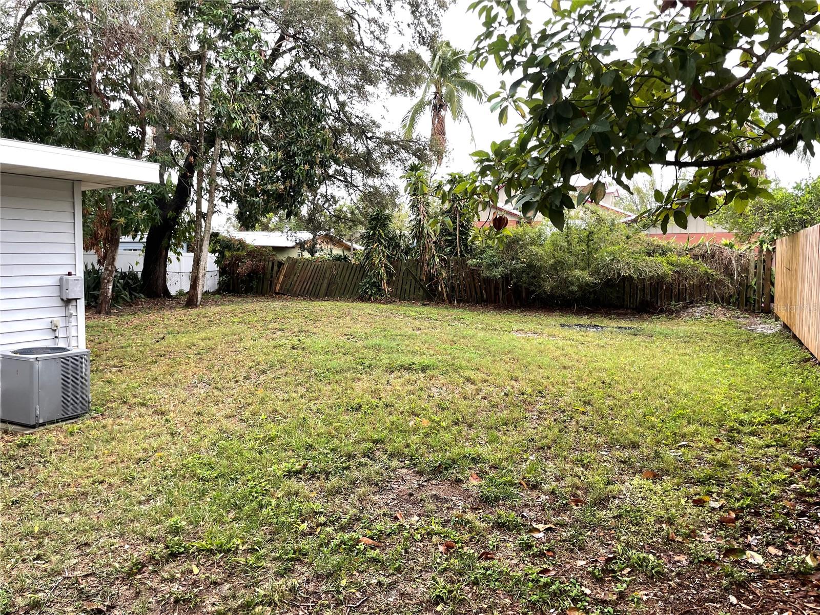 3008 HILLVIEW ST, SARASOTA, FL, 34239